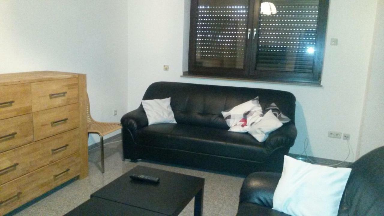 Ferienwohnung Klaus オーバーハウゼン エクステリア 写真
